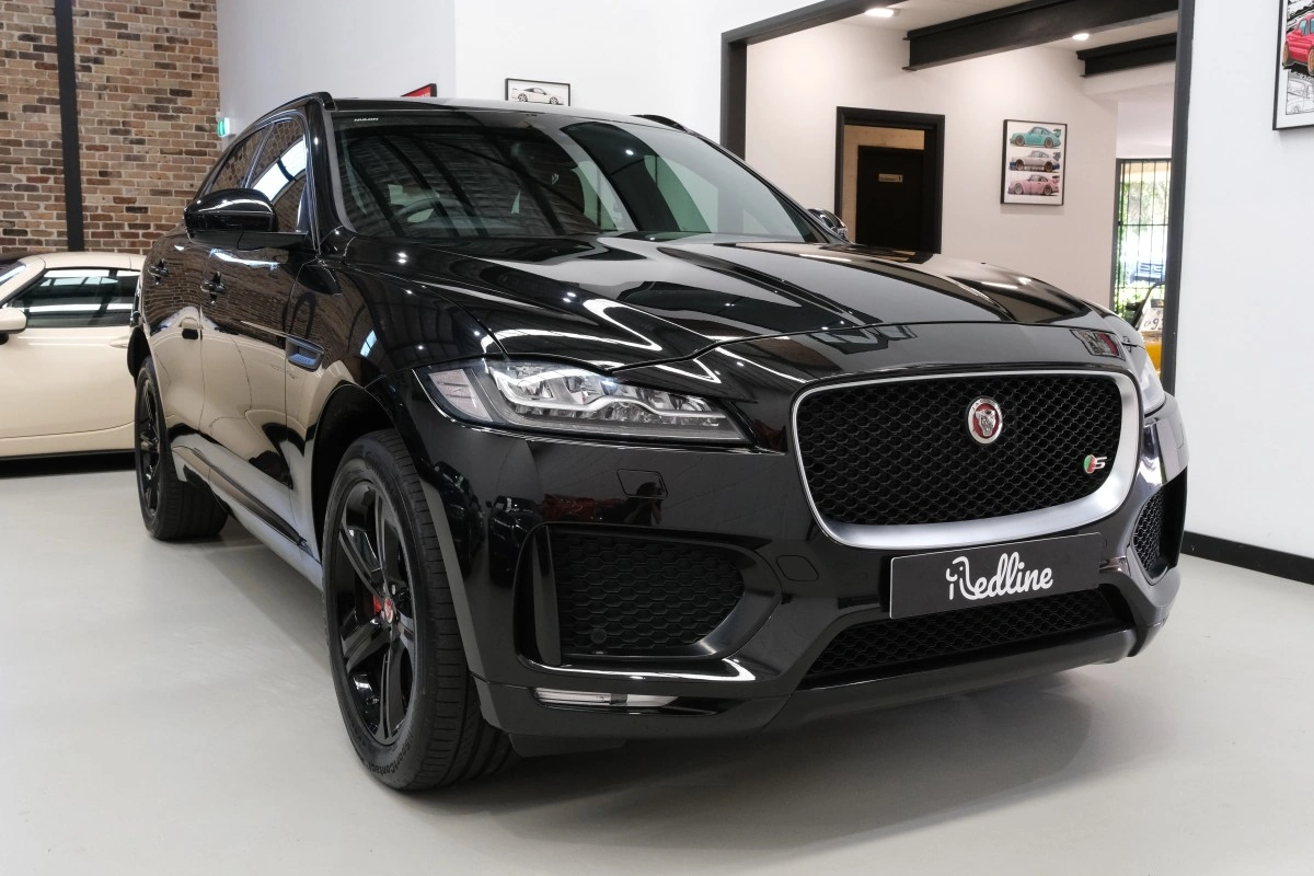 SUV