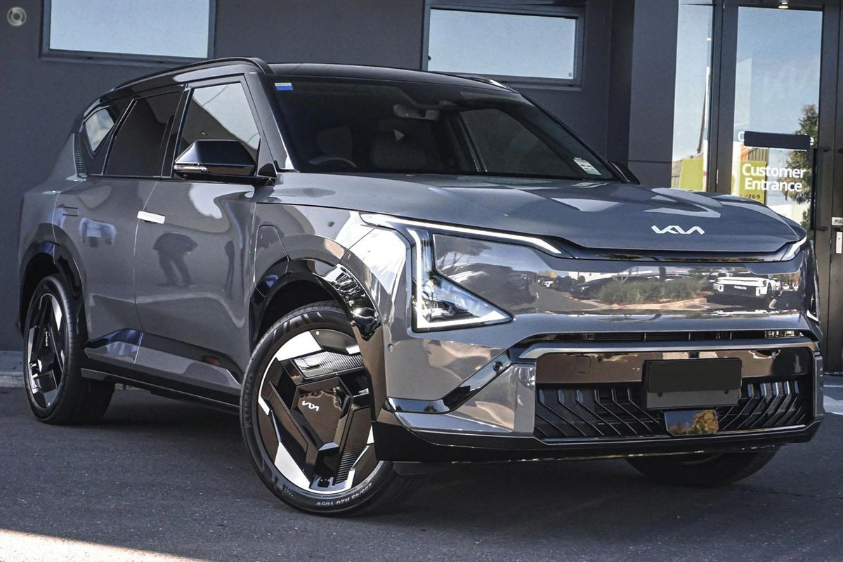 SUV
