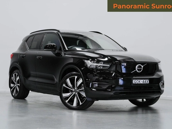 2022 Volvo XC40 Recharge Twin Pure Electric AWD Panoramic Sunroof Heated Seats