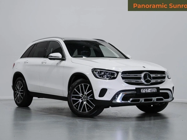 2022 Mercedes-Benz GLC 200 Panoramic Sunroof Heated Seats