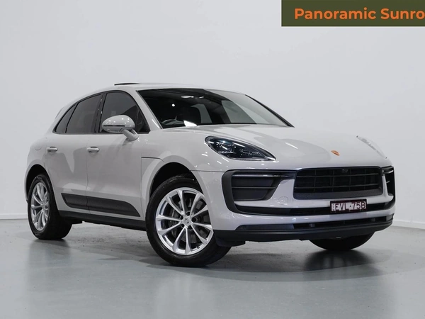 2022 Porsche Macan AWD Panoramic Sunroof 360 Camera