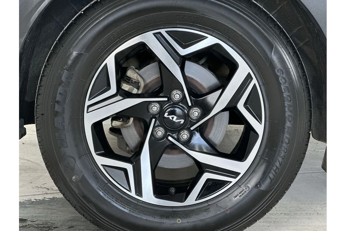 Photo 11