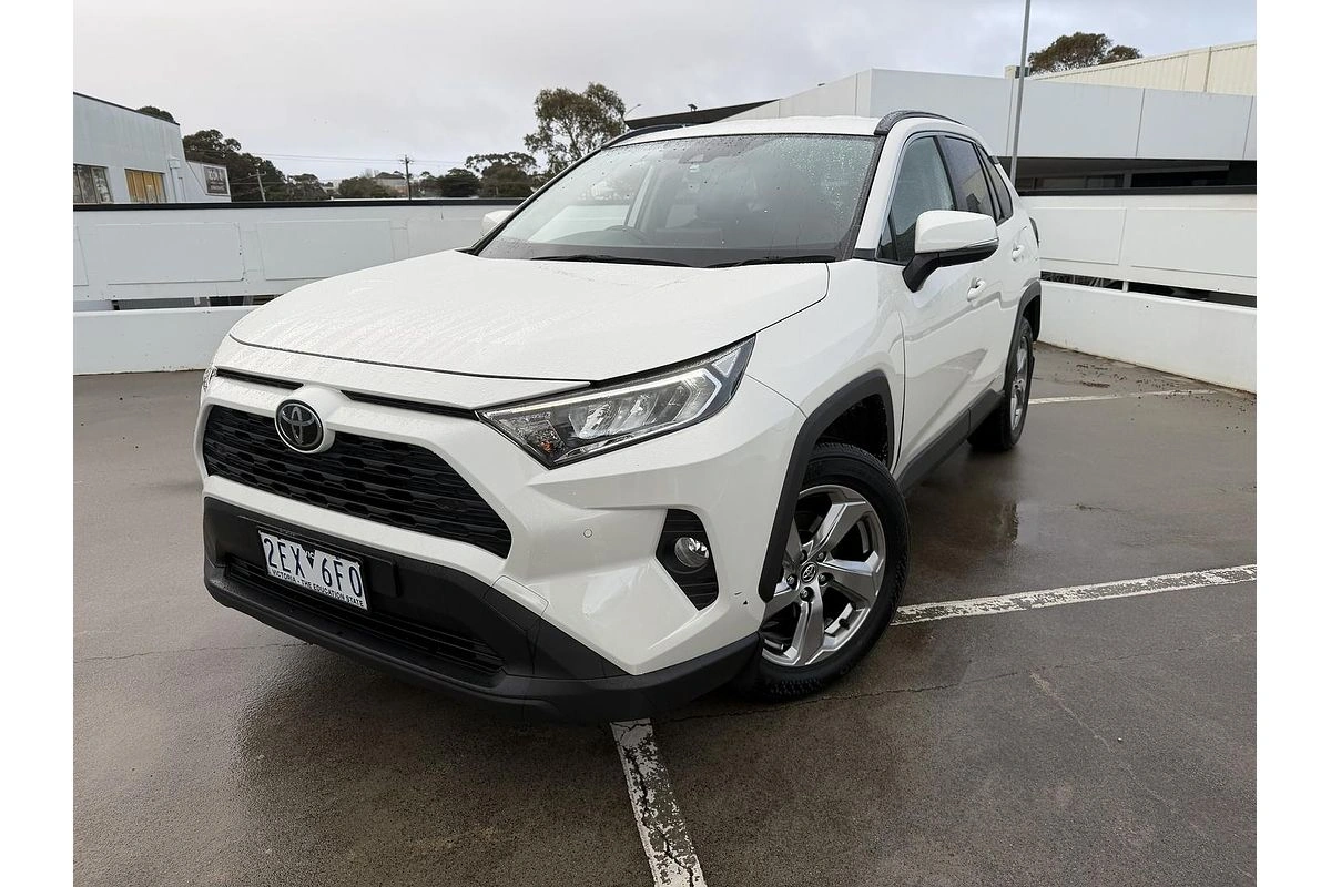 SUV