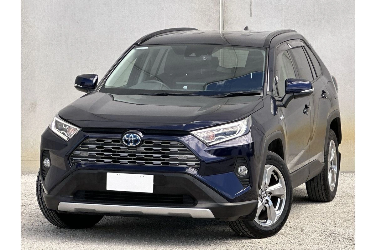SUV