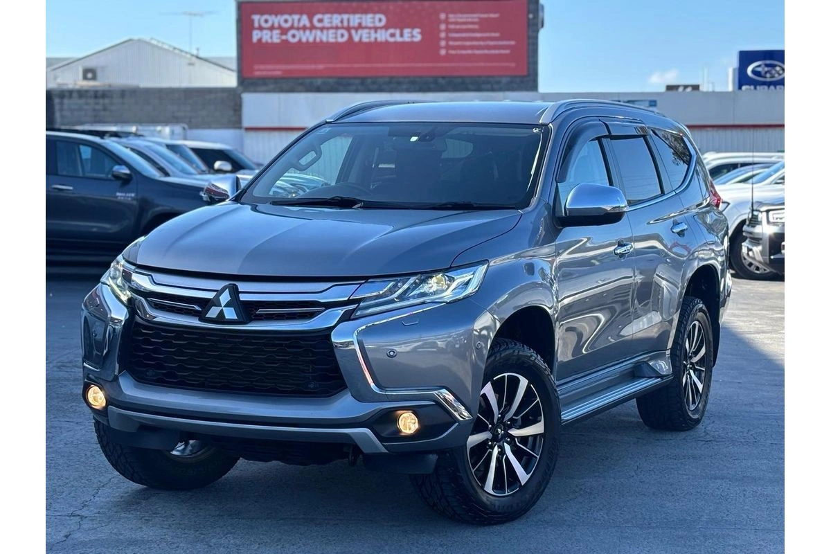 SUV