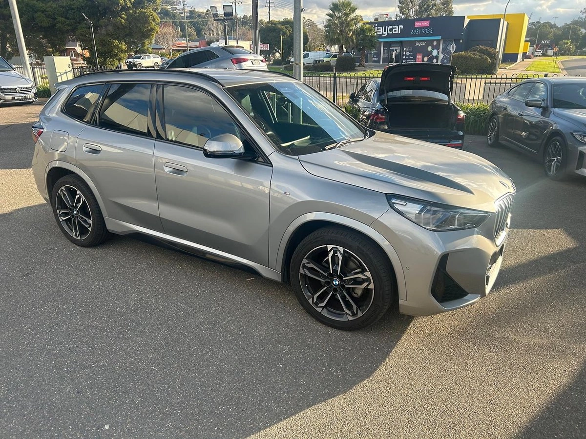SUV