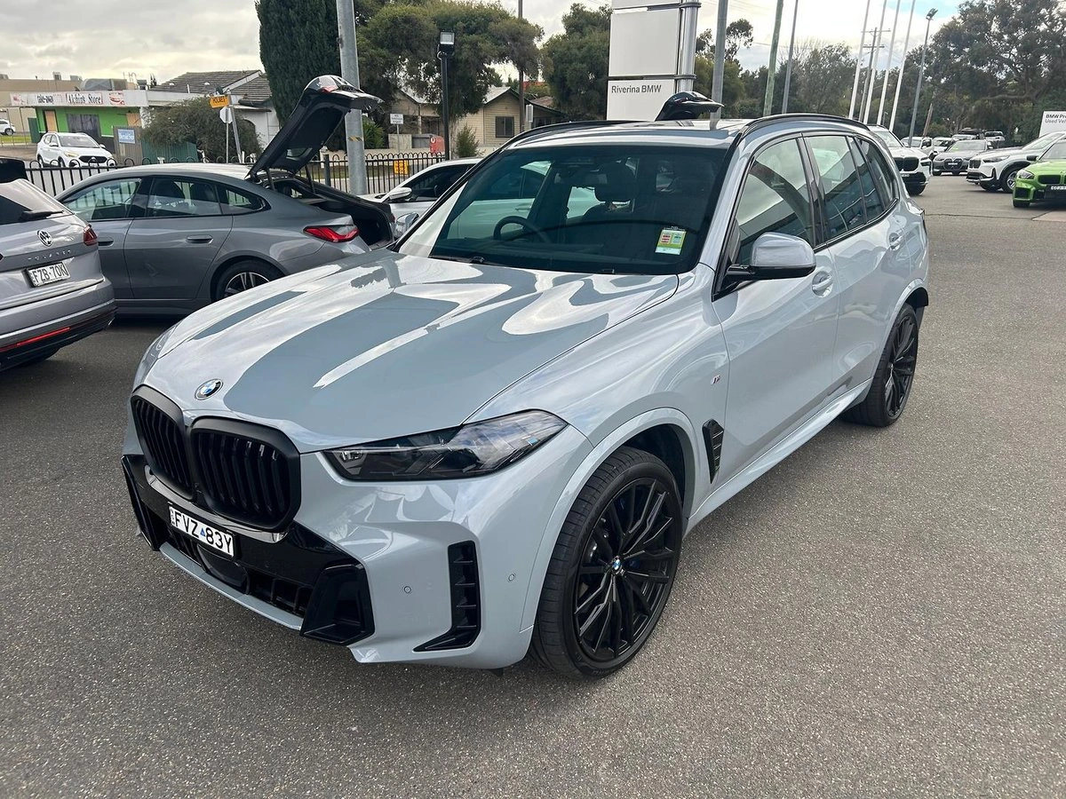 SUV